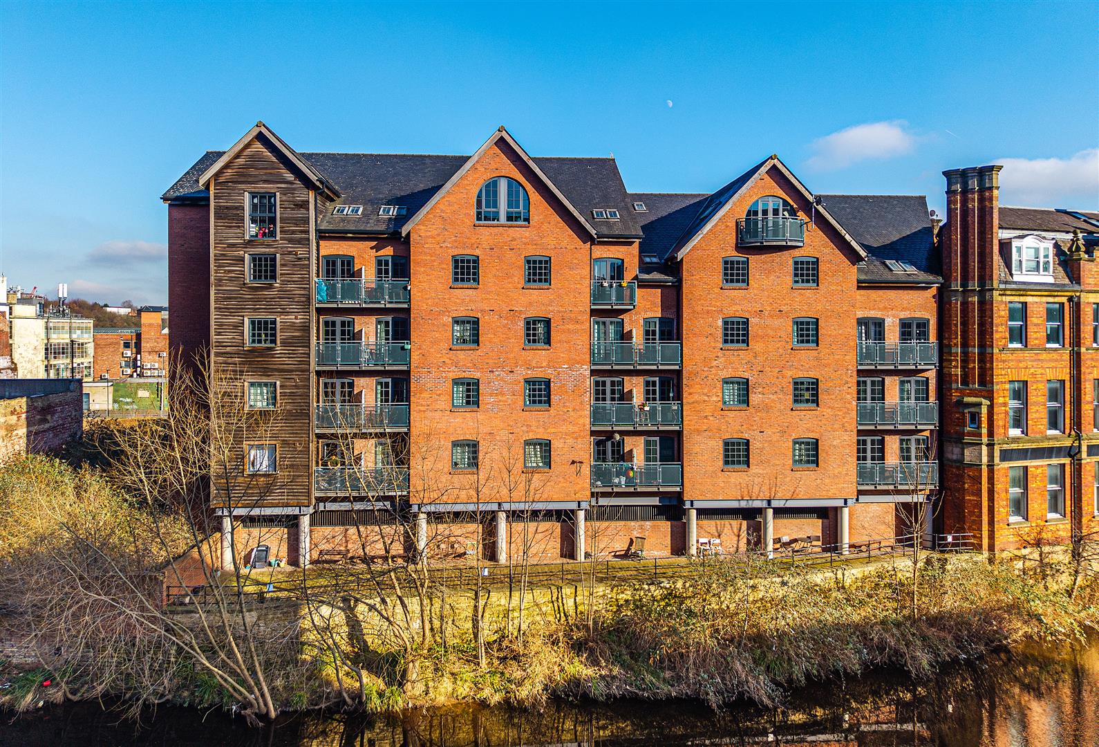 Flat 37, City Wharf, Nursery Street, West Bar, Sheffield, S3 8GF