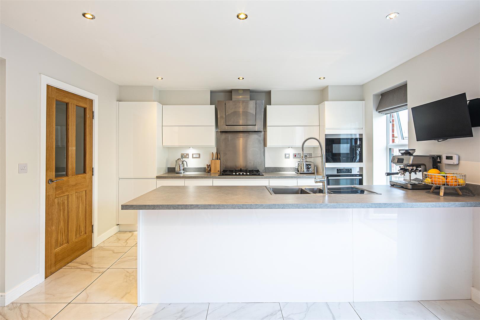 29, Saxon Avenue, Dore, Sheffield, S17 3SB