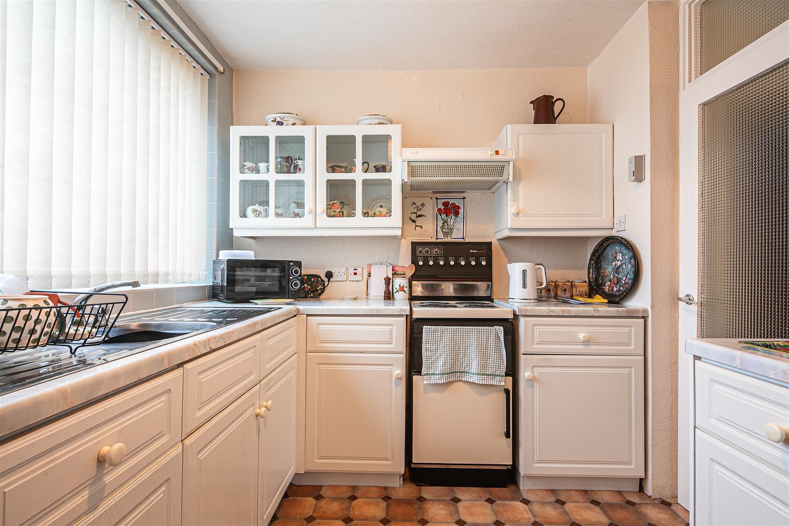 19 Rushleigh Court, Dore Road, Dore, Sheffield, S17 3HB