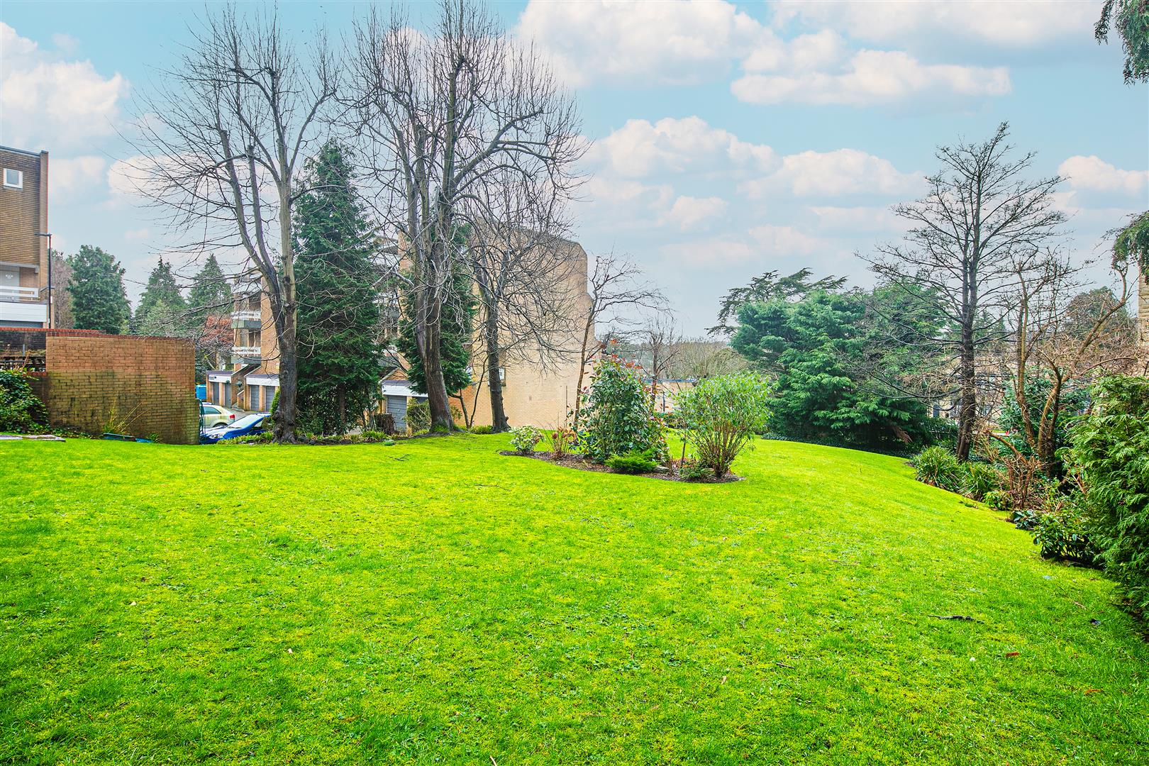 37, Storthwood Court, Storth Lane, Sheffield, S10 3HP