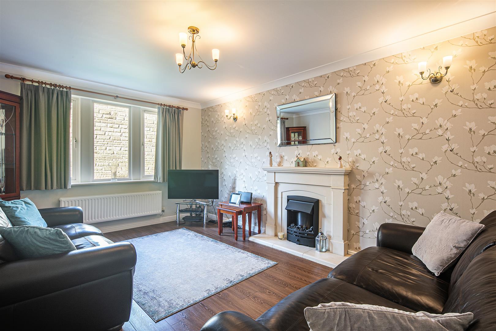 28, Totley Hall Drive, Sheffield, S17 4BB