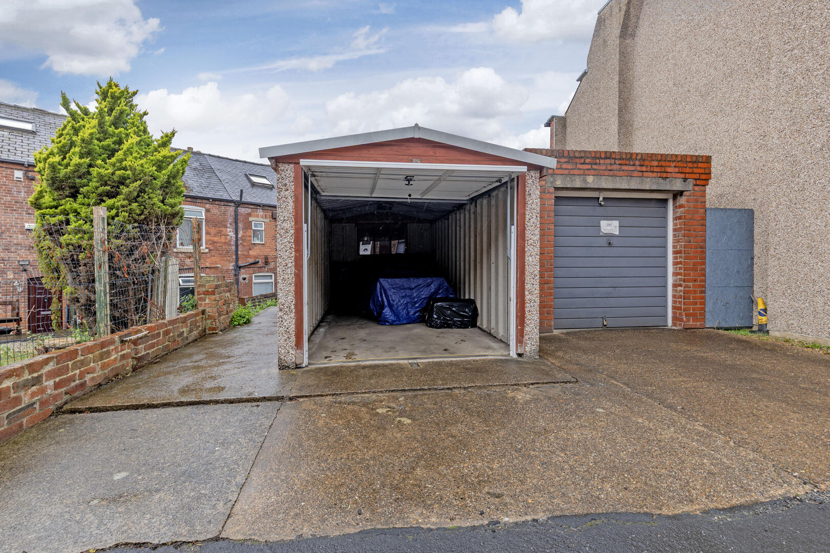 Garage at 5, Robinson Road, Sheffield, S2 5QW