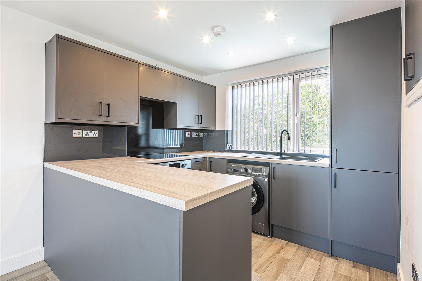 10 Greystones Court, Greystones Drive, Greystones, Sheffield, S11 7JS