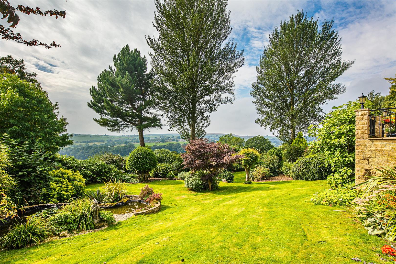 Rhinegold, Hollin House Lane, Loxley, Sheffield, S6 6RG