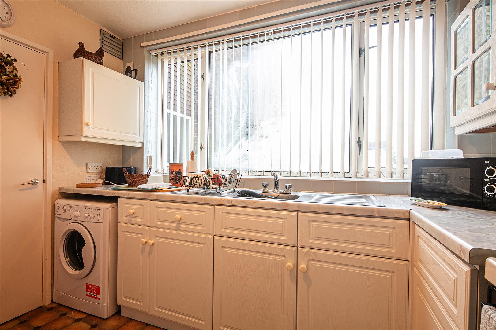 19 Rushleigh Court, Dore Road, Dore, Sheffield, S17 3HB