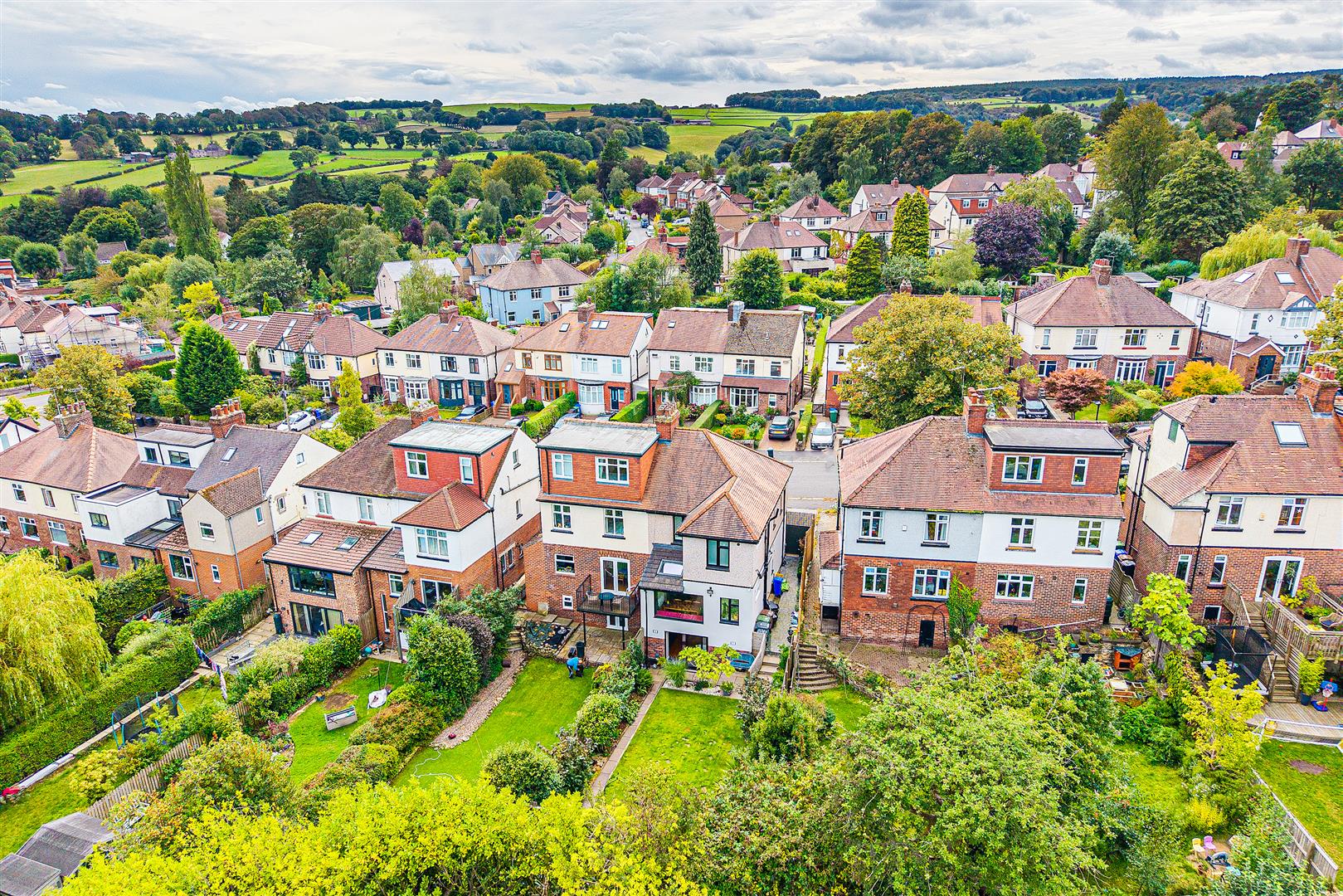 68, Brooklands Crescent, Fulwood Village, Sheffield, S10 4GG
