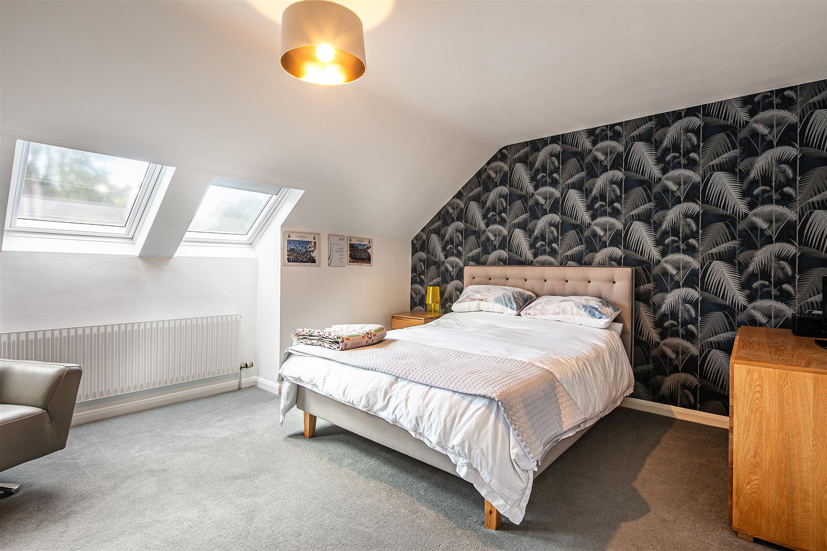 12, Blacka Moor View, Dore, Sheffield, S17 3GZ