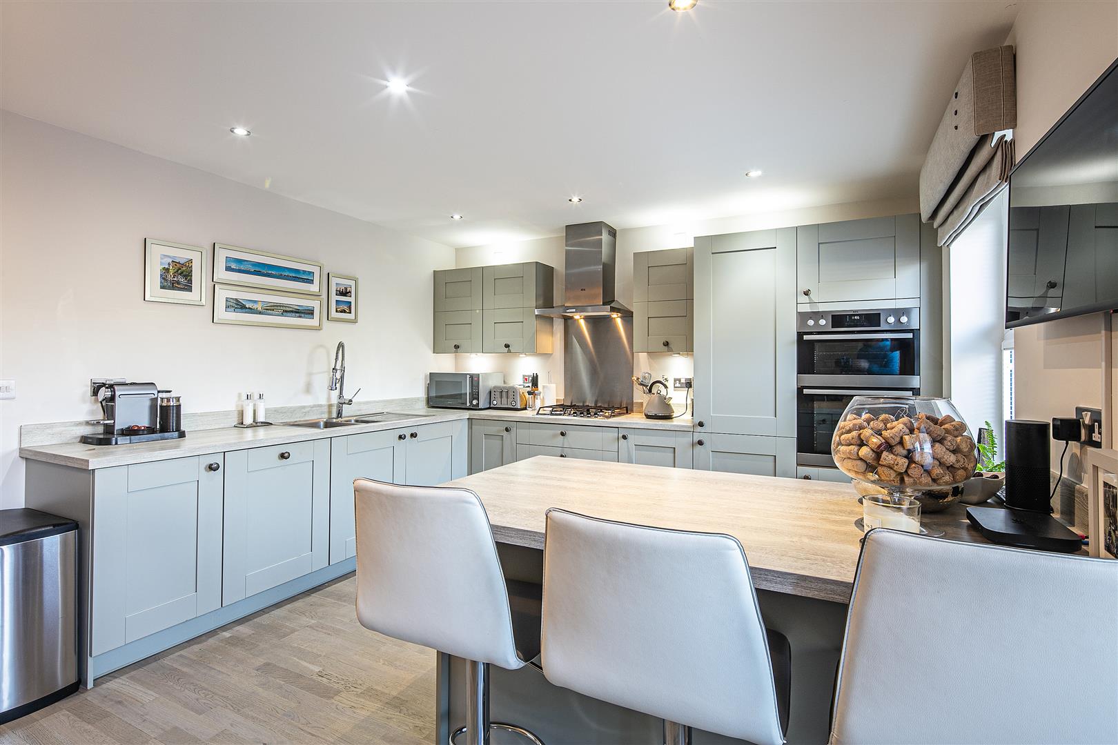 19, Saxon Avenue, Dore, Sheffield, S17 3SB