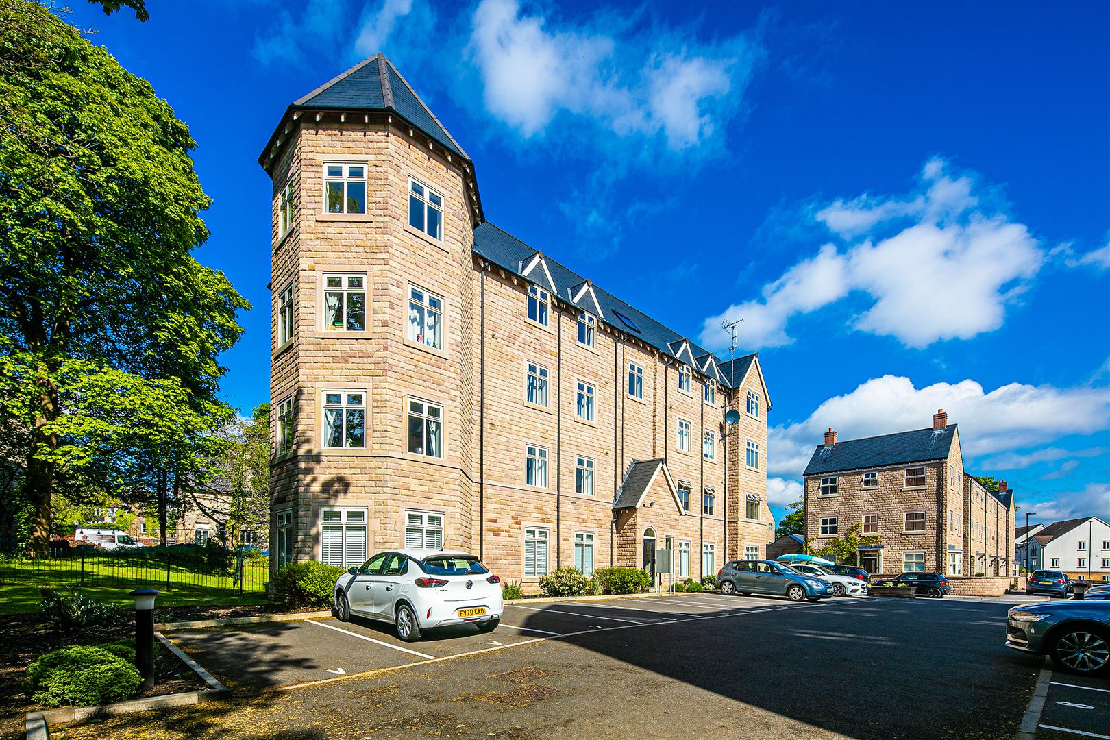 Apartment 1, Wheata House, Elm Gardens, Broomhill, Sheffield, S10 5AB