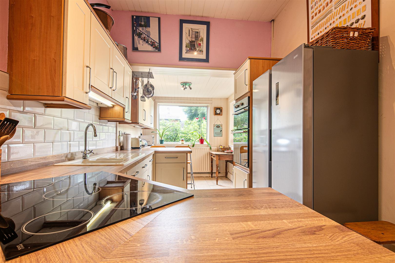 16, Avondale Road, Chesterfield, S40 4TF