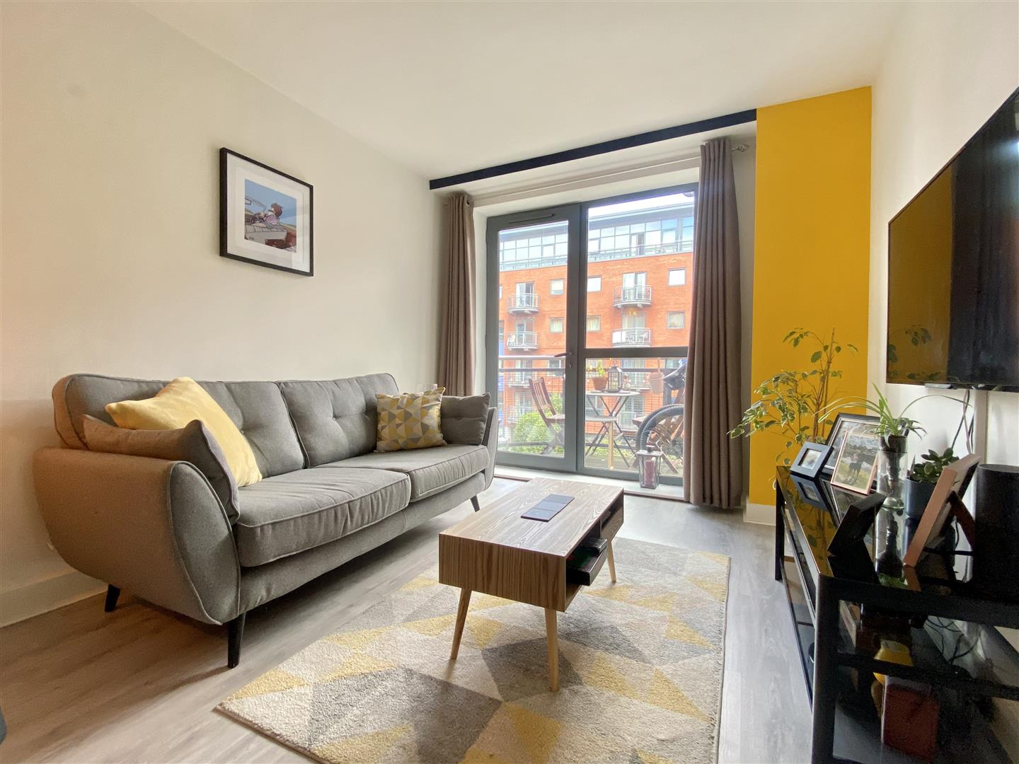 304 West One, Plaza Two, 11, Cavendish Street, Sheffield, S3 7SL