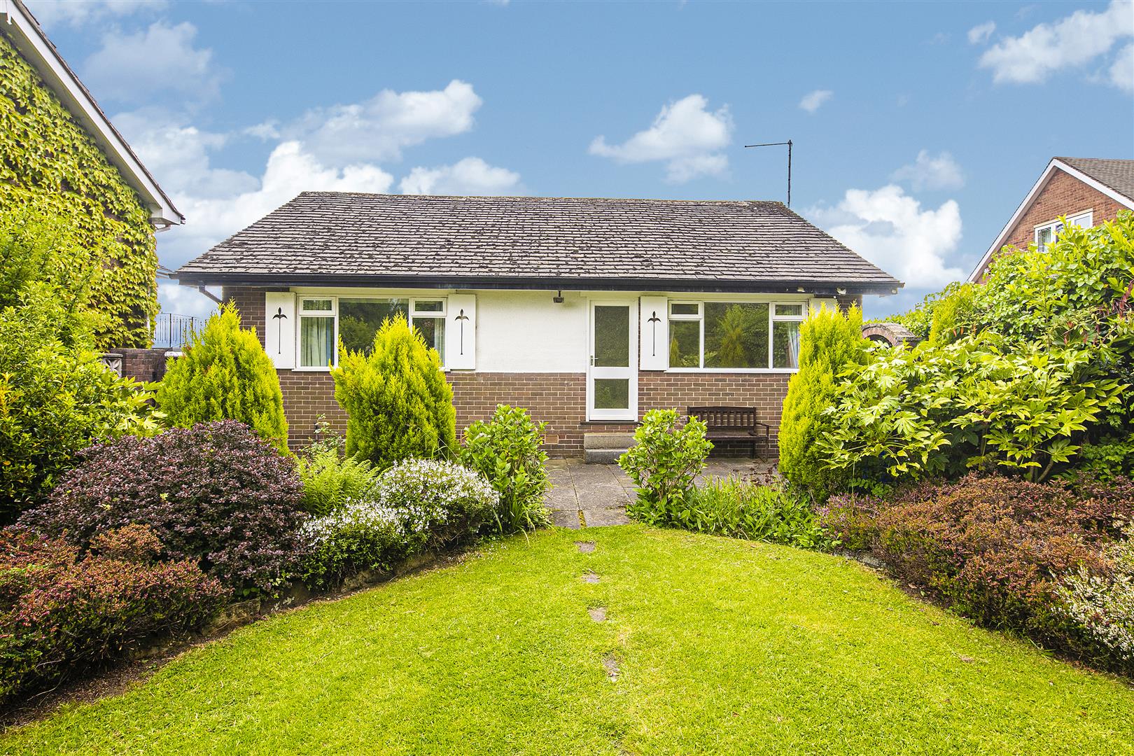 46, Burlington Road, Dore, Sheffield, S17 3NQ