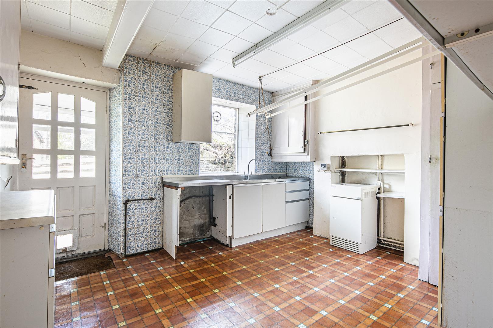 1, Mackenzie Crescent, Broomhall, Sheffield, S10 2BU