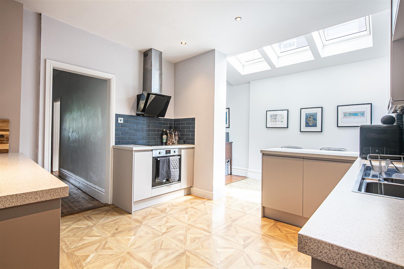 733, Ecclesall Road, Sheffield, S11 8TG