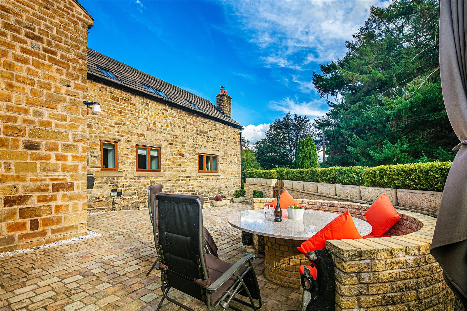 Smallfield Cottage, Smallfield Lane, High Bradfield, Sheffield, S6 6LJ