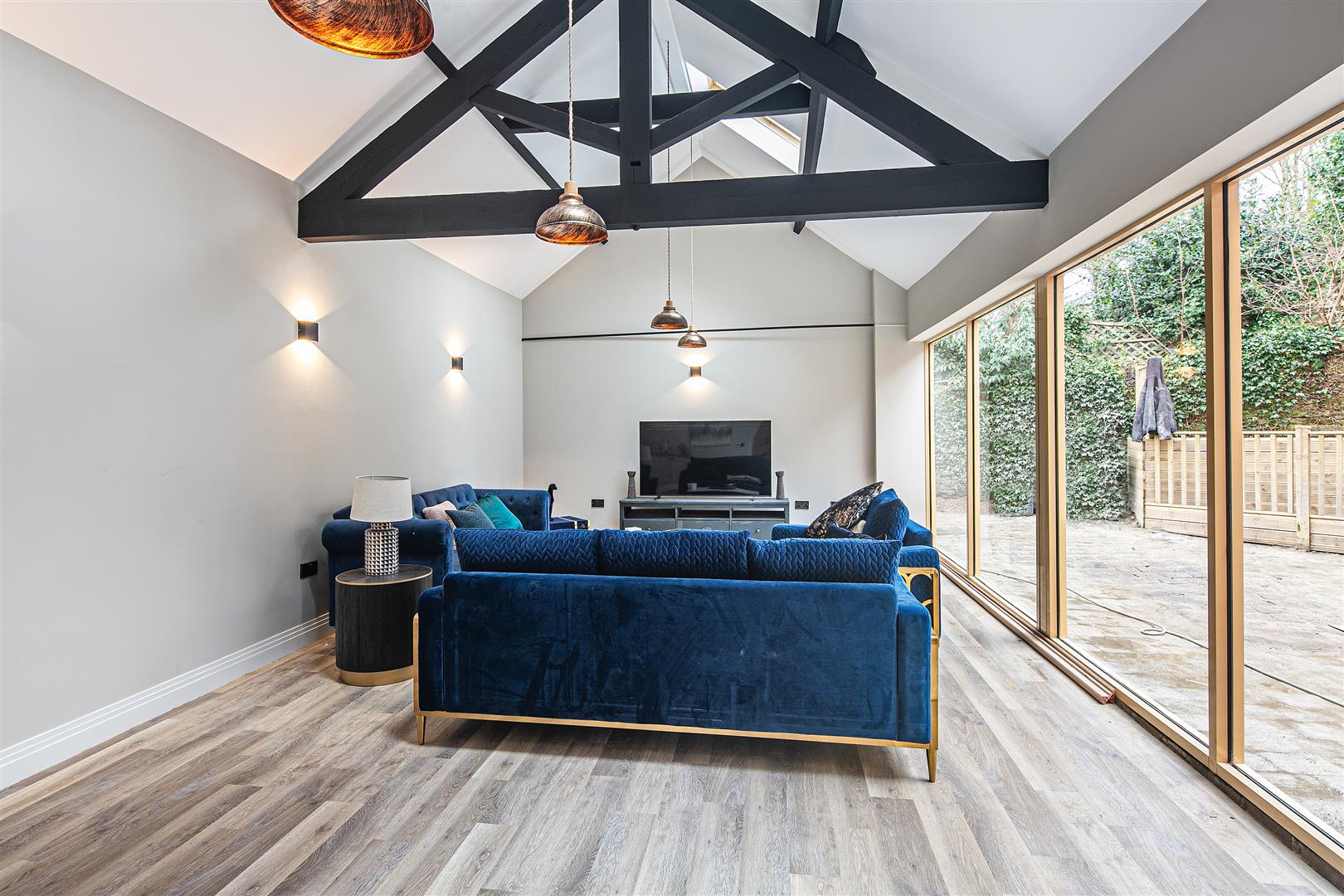 8, Sandbeck Place, Sheffield, S11 8XP