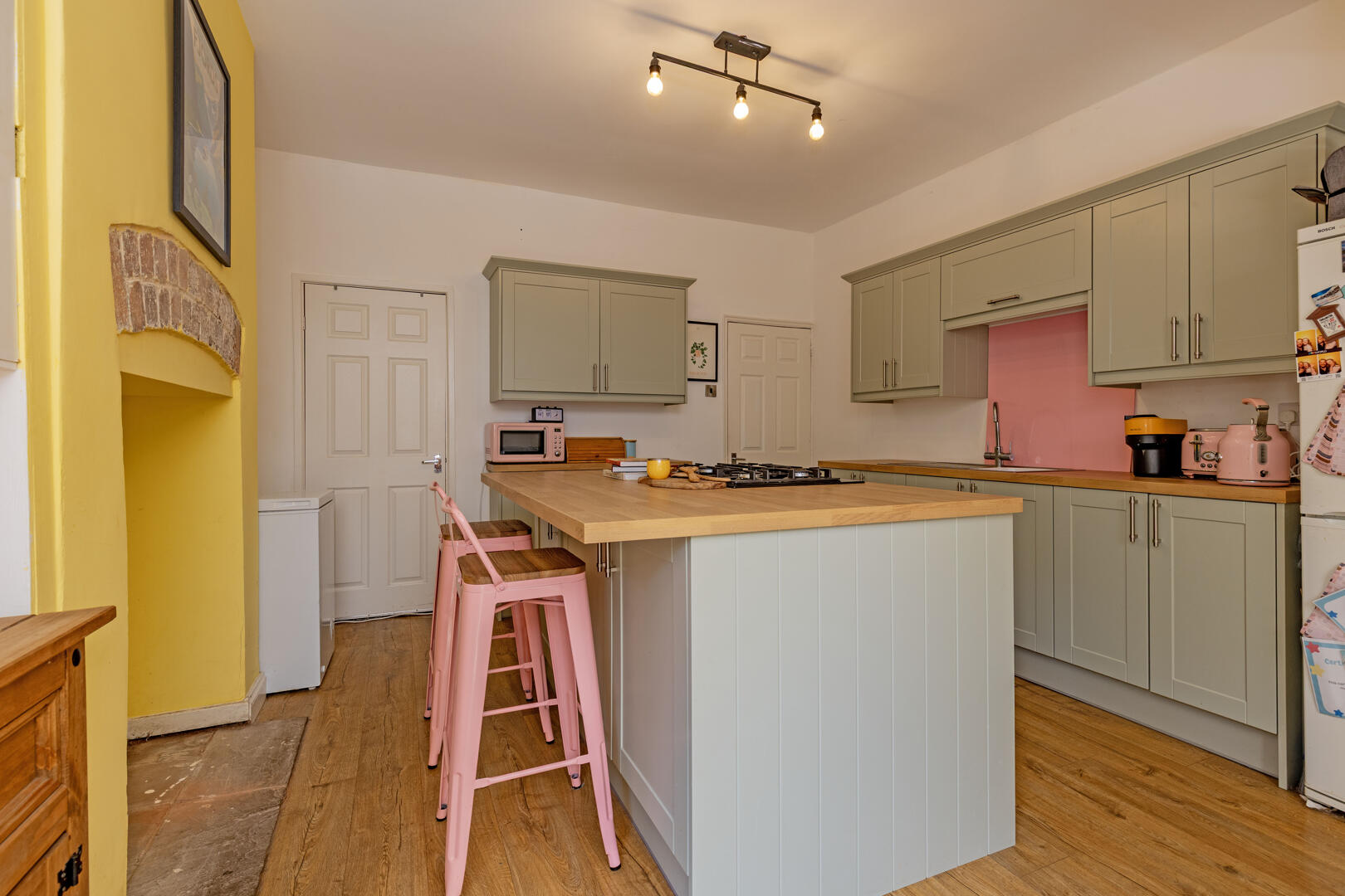 37, Shepperson Road, Sheffield, S6 4FG