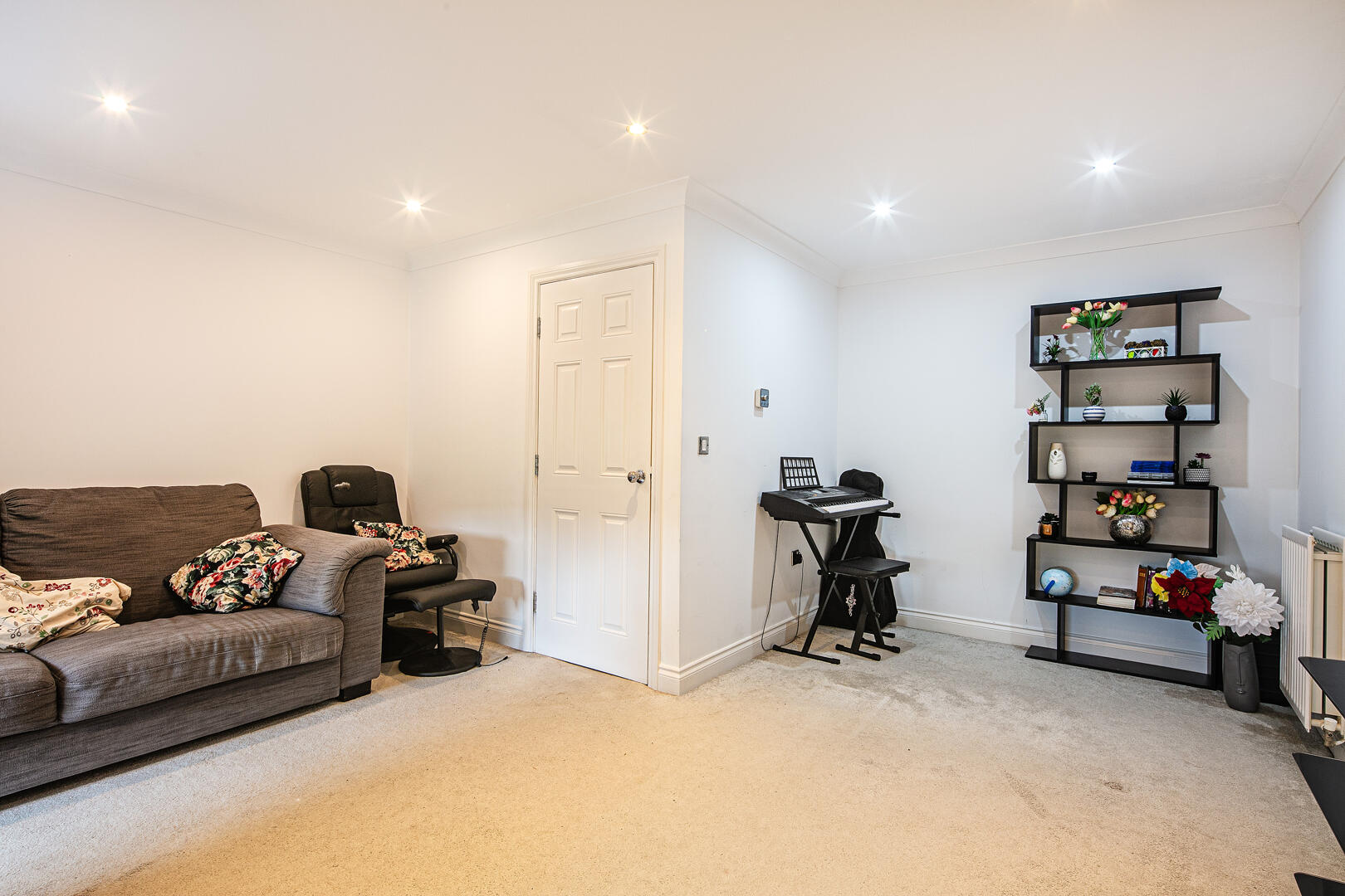 73, King Ecgbert Road, Dore, Sheffield, S17 3QR
