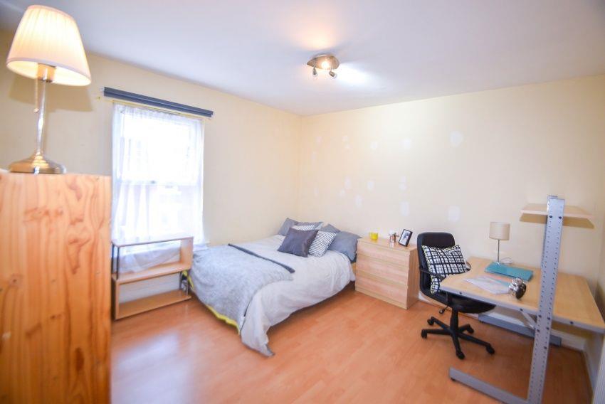 32, Club Street, Sharrow, Sheffield, S11 8DE