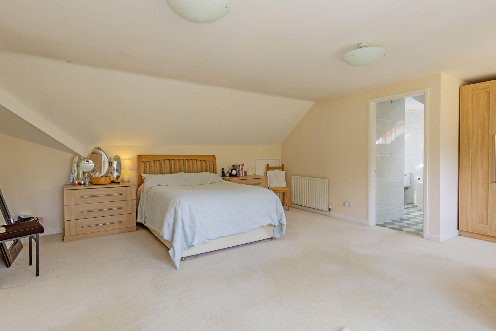 8, Gilleyfield Avenue, Dore, Sheffield, S17 3NS