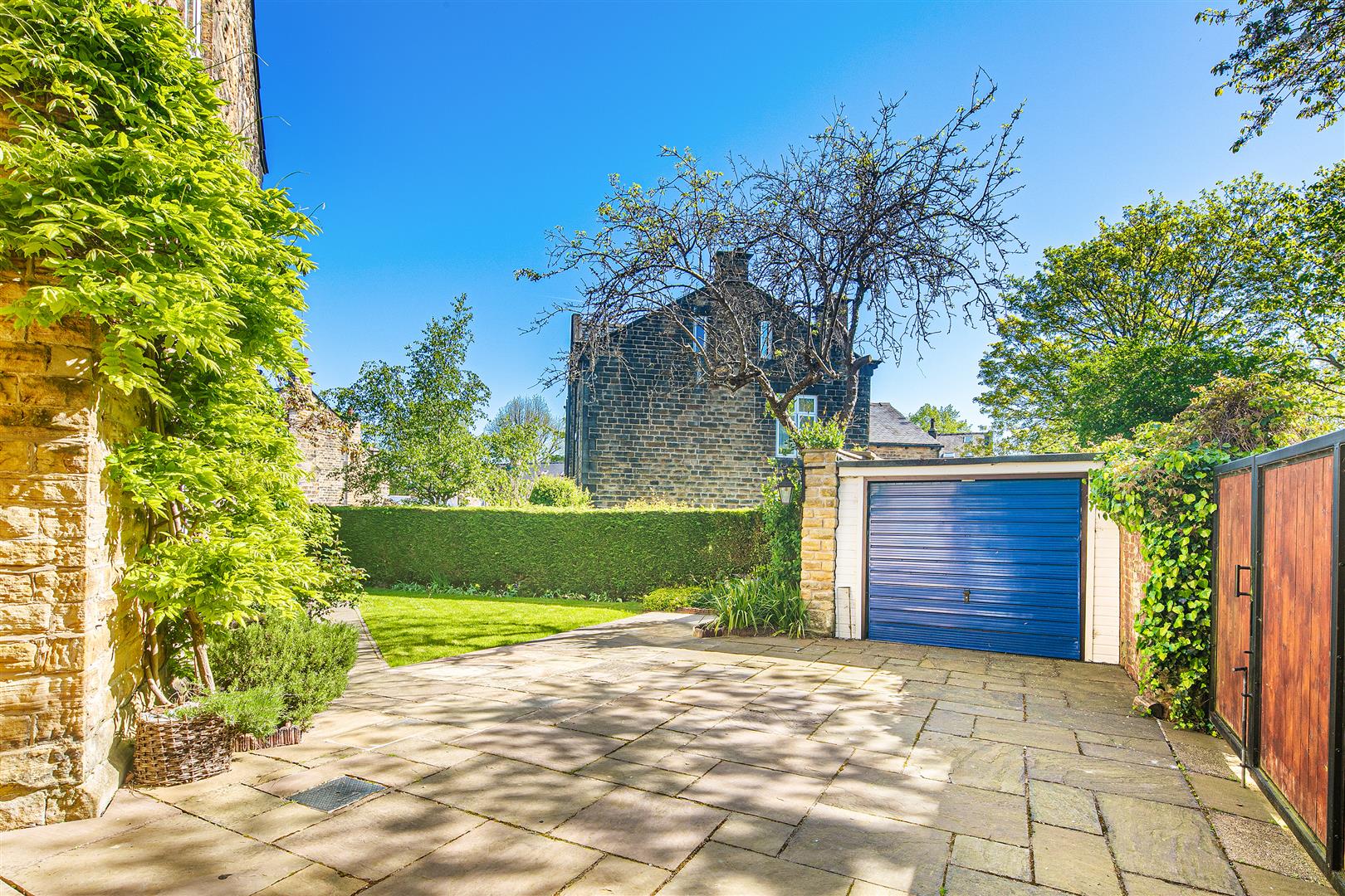 4, Mackenzie Crescent, Sheffield, S10 2BU