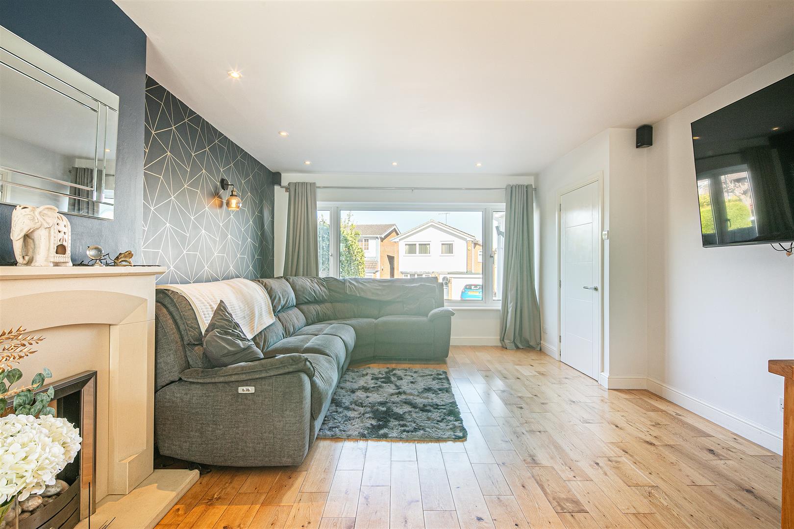 4, Everard Avenue, Sheffield, S17 4LZ