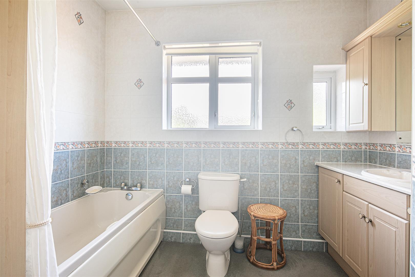 69, Hallam Grange Road, Fulwood, Sheffield, S10 4BL