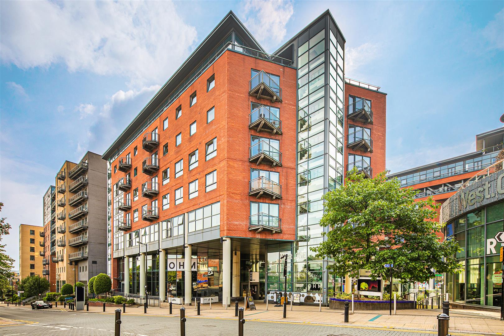 403 West One Central, 12 Fitzwilliam Street, City Centre, Sheffield, S1 4JN