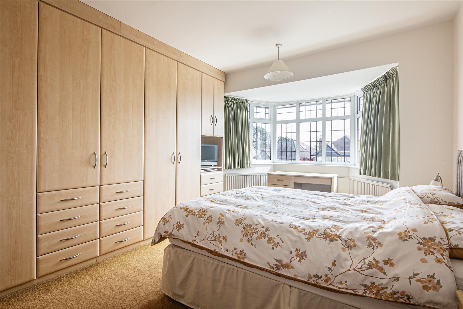69, Hallam Grange Road, Fulwood, Sheffield, S10 4BL