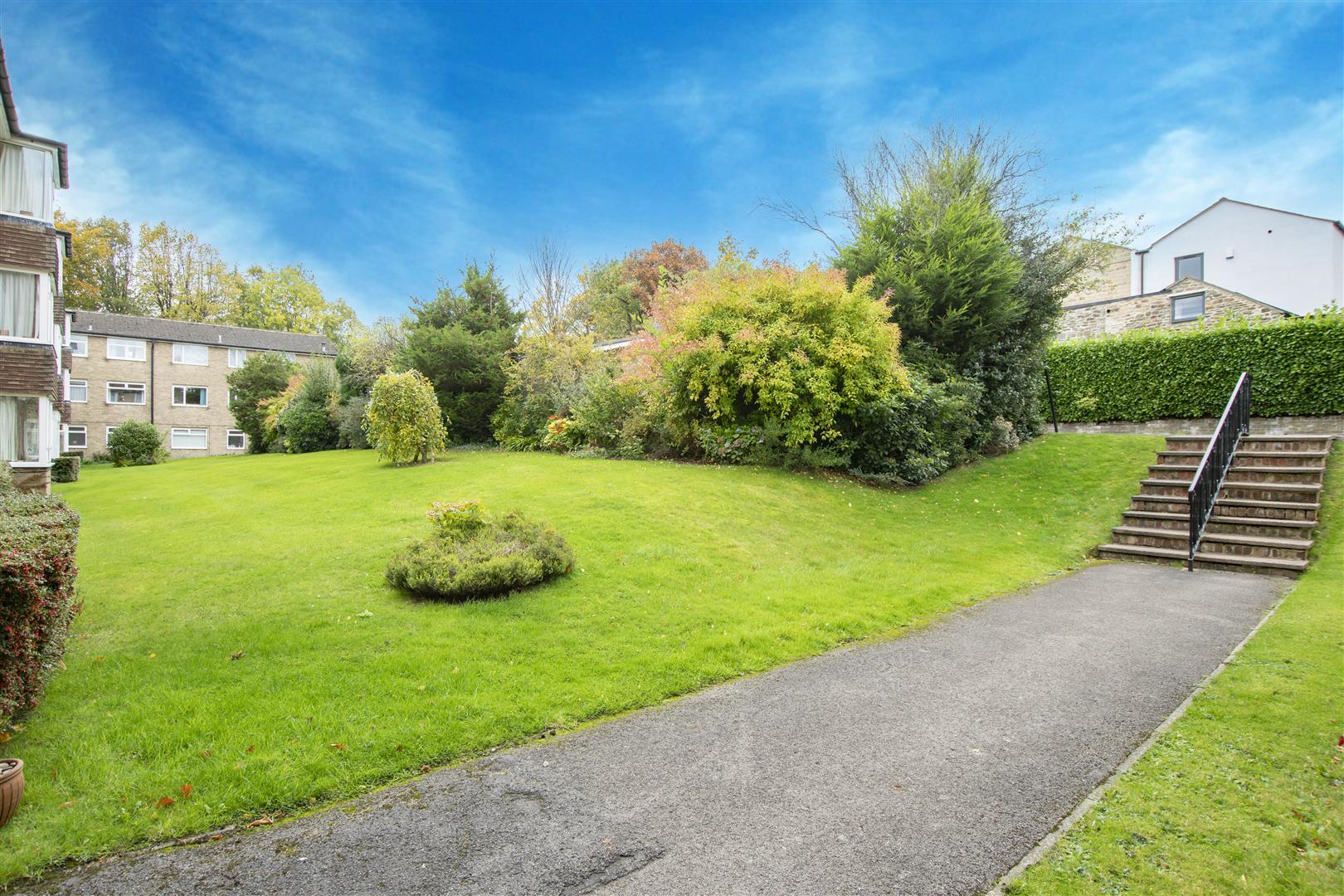 5, Rushleigh Court, Dore Road, Dore, Sheffield, S17 3HB