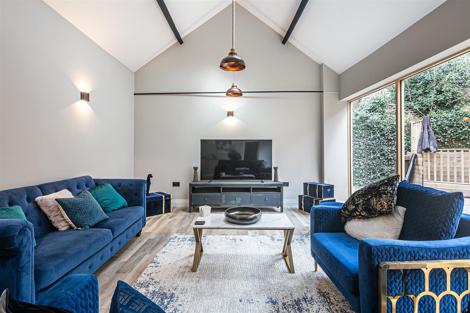 8, Sandbeck Place, Sheffield, S11 8XP