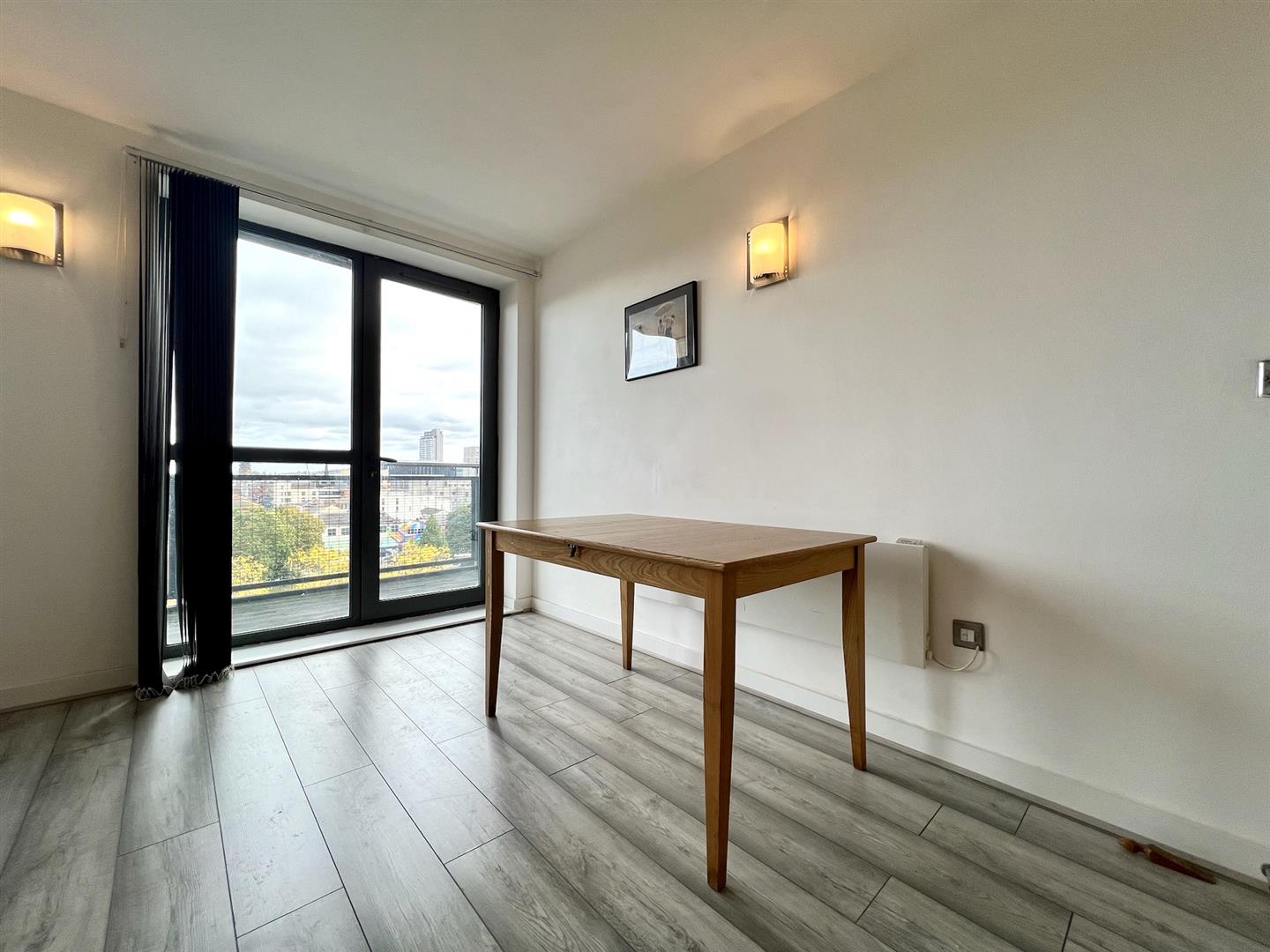 600 West One Central, Fitzwilliam Street, City Centre, Sheffield, S1 4JN