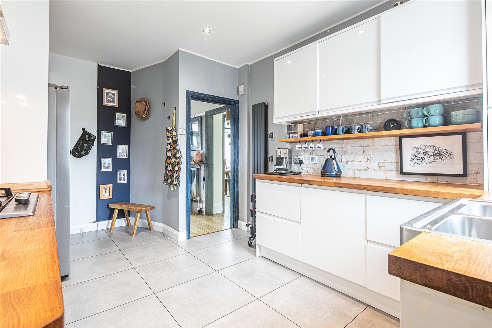 44, Furniss Avenue, Dore, Sheffield, S17 3QL