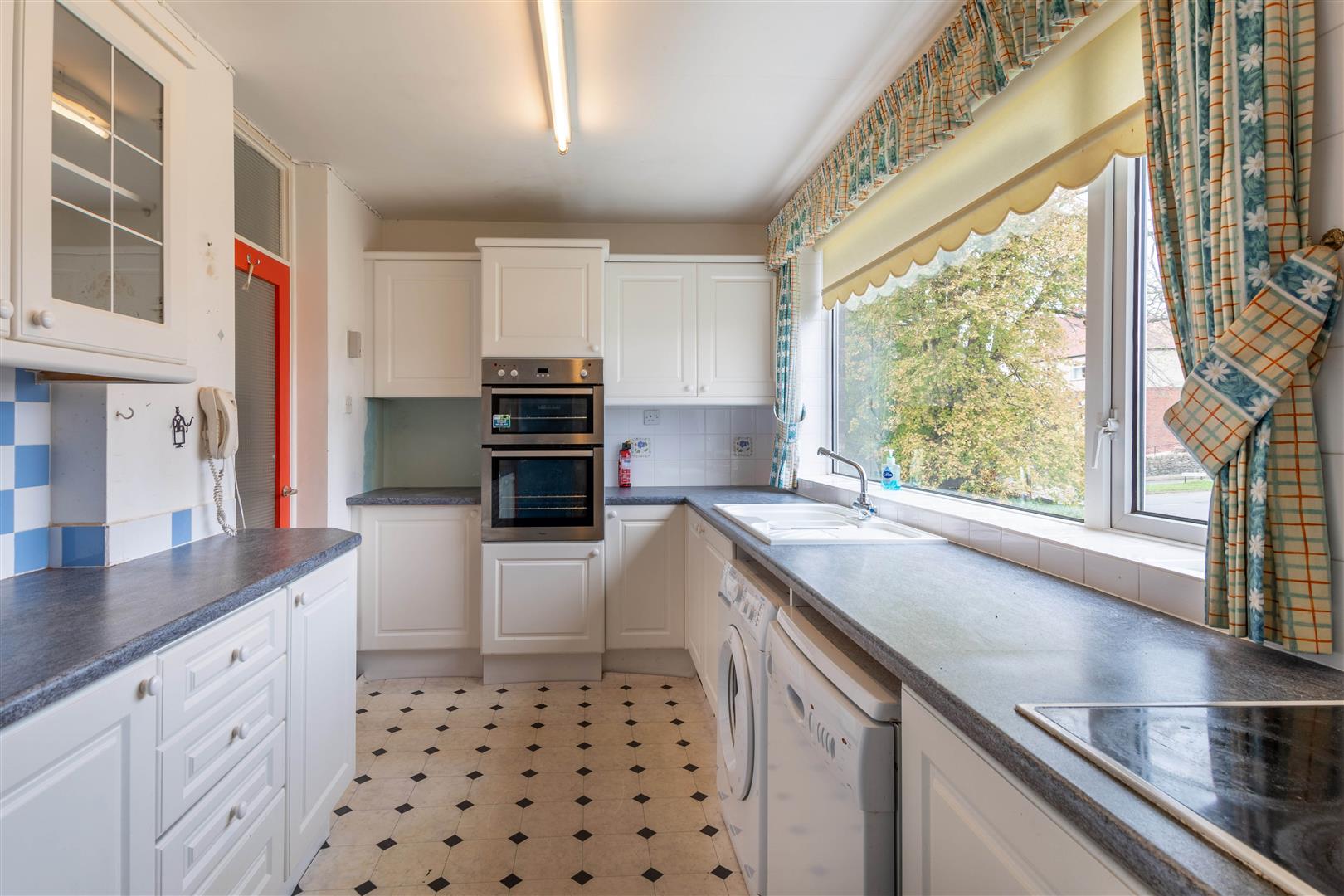 5, Rushleigh Court, Dore Road, Dore, Sheffield, S17 3HB