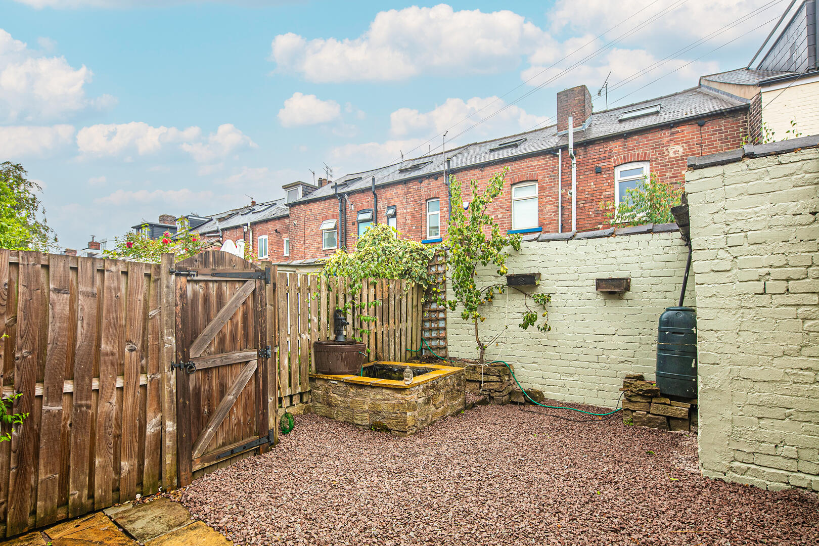 17, Meadow Terrace, Sheffield, S11 8QN