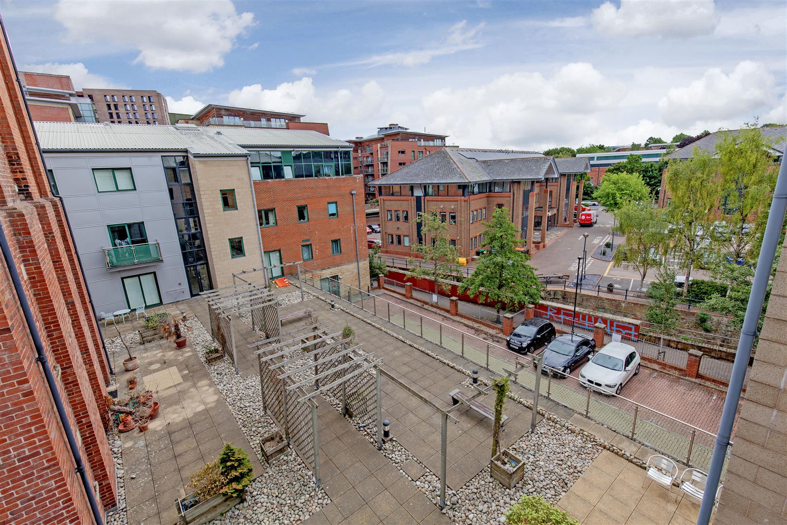 Flat 92, 211, Draymans Court, Ecclesall Road, Sheffield, S11 8HH
