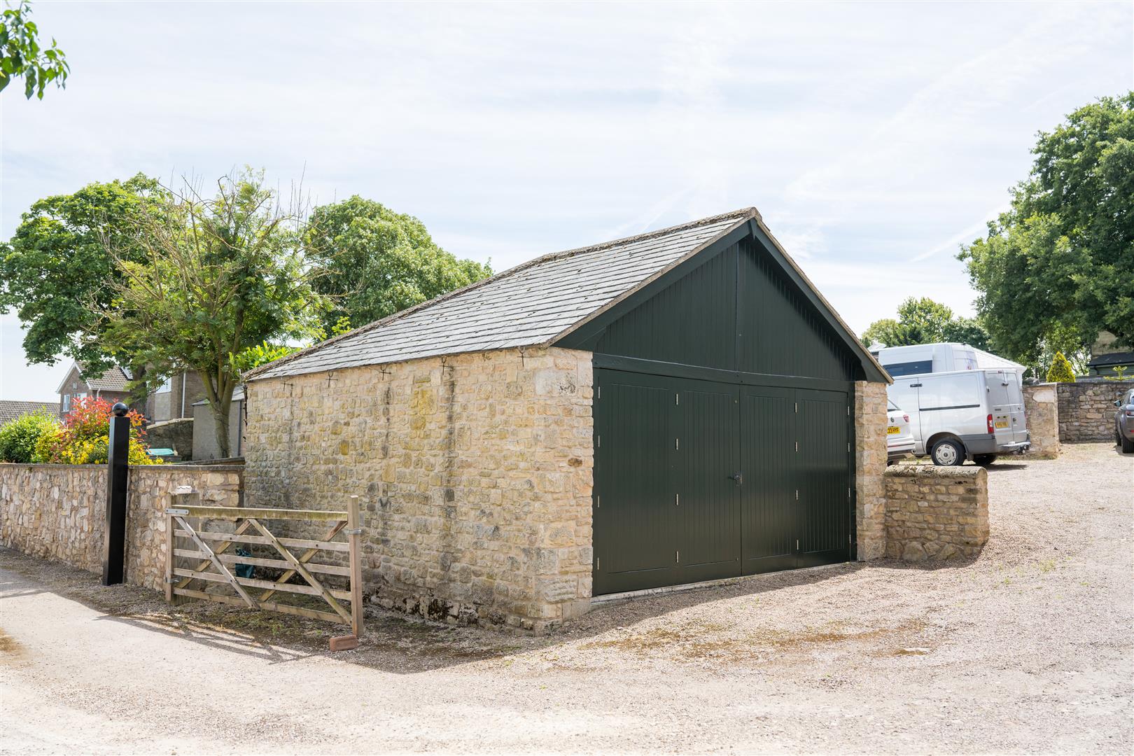 Wadworth Hall Lane, Wadworth, DN11 9BH