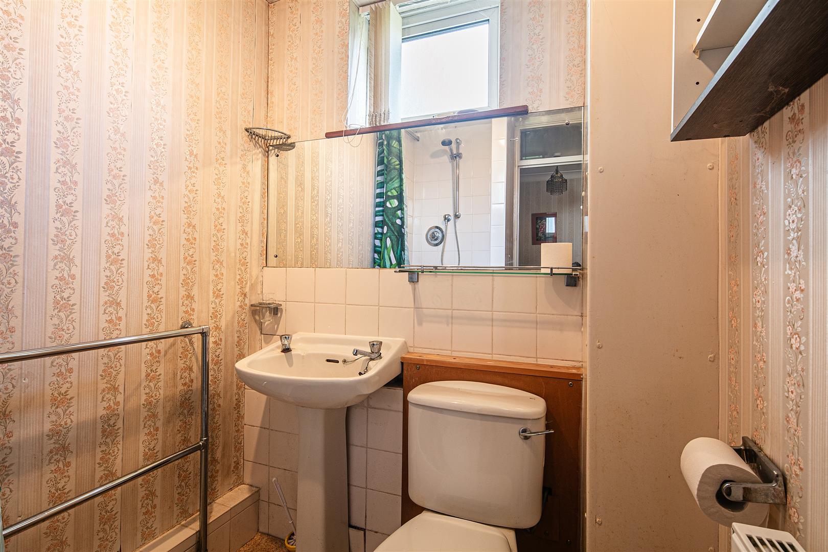 48, The Glen, Sheffield, S10 3FN