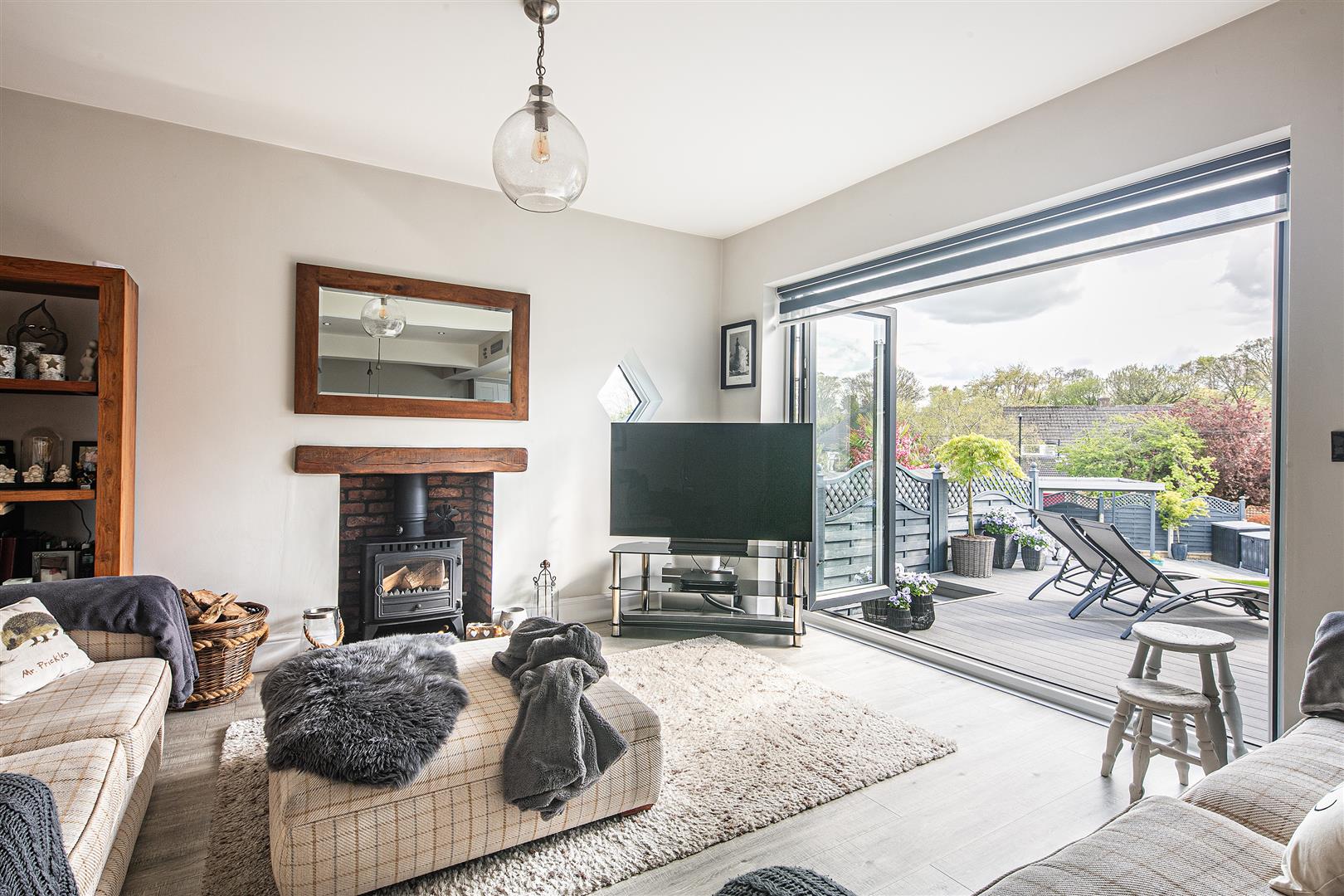 13, Furniss Avenue, Dore, Sheffield, S17 3QJ
