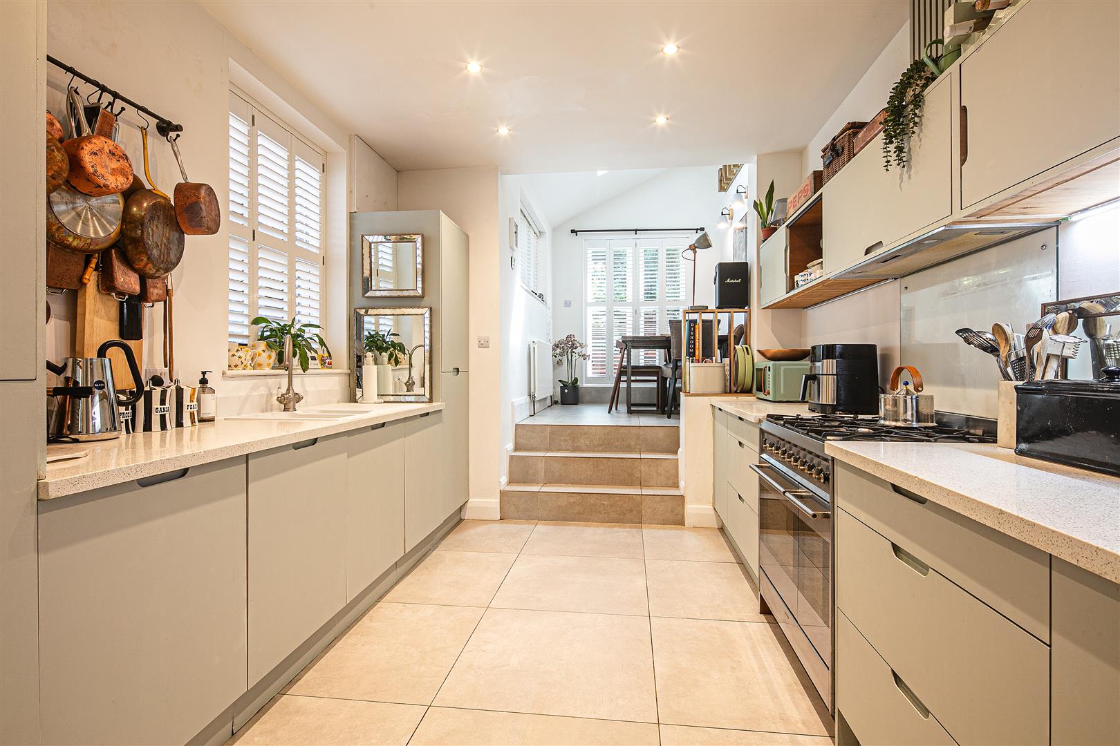 729, Ecclesall Road, Sheffield, S11 8TG