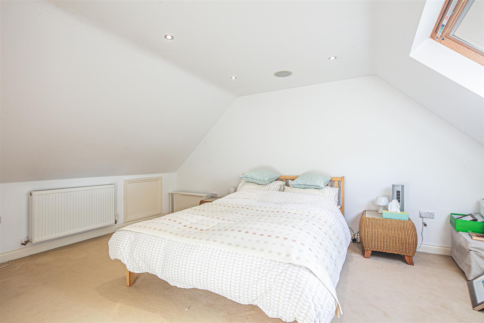 19, Petworth Drive, Sheffield, S11 9QU