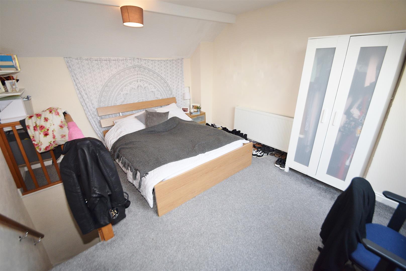 24, Lydgate Lane, Crookes, Sheffield, S10 5FH