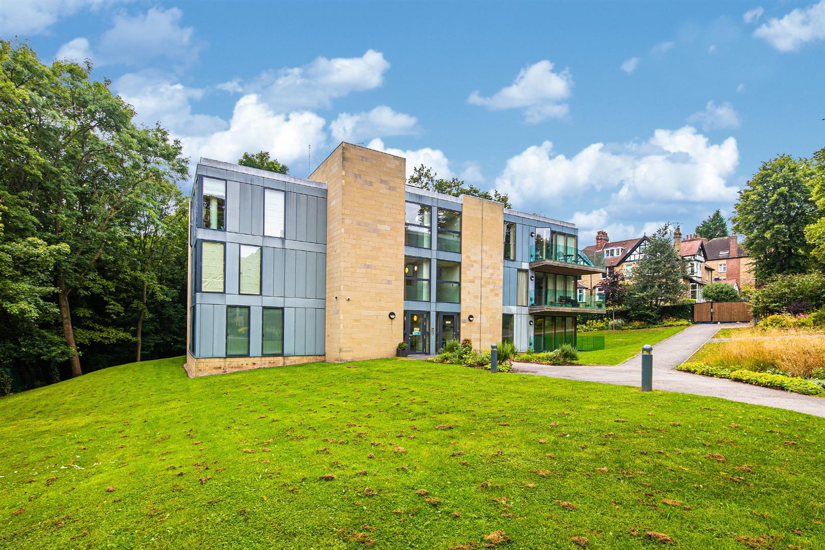 8 Bluebell House, 43, Riverdale Road, Endcliffe Park, Sheffield, S10 3FZ