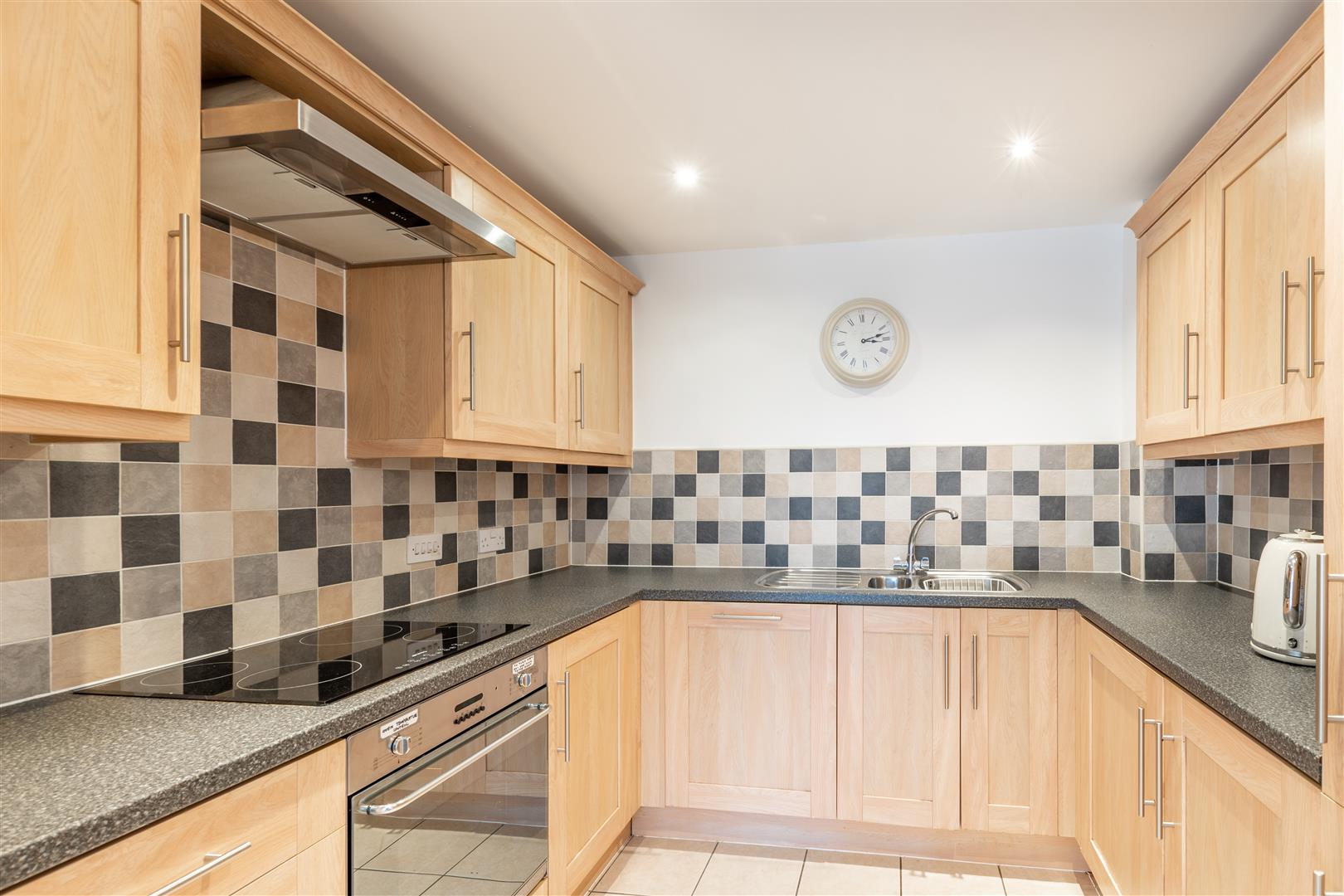 Fairthorn Retirement Apartments, Apt 22 Fairthorn,, Dore, Sheffield, S17 3AJ