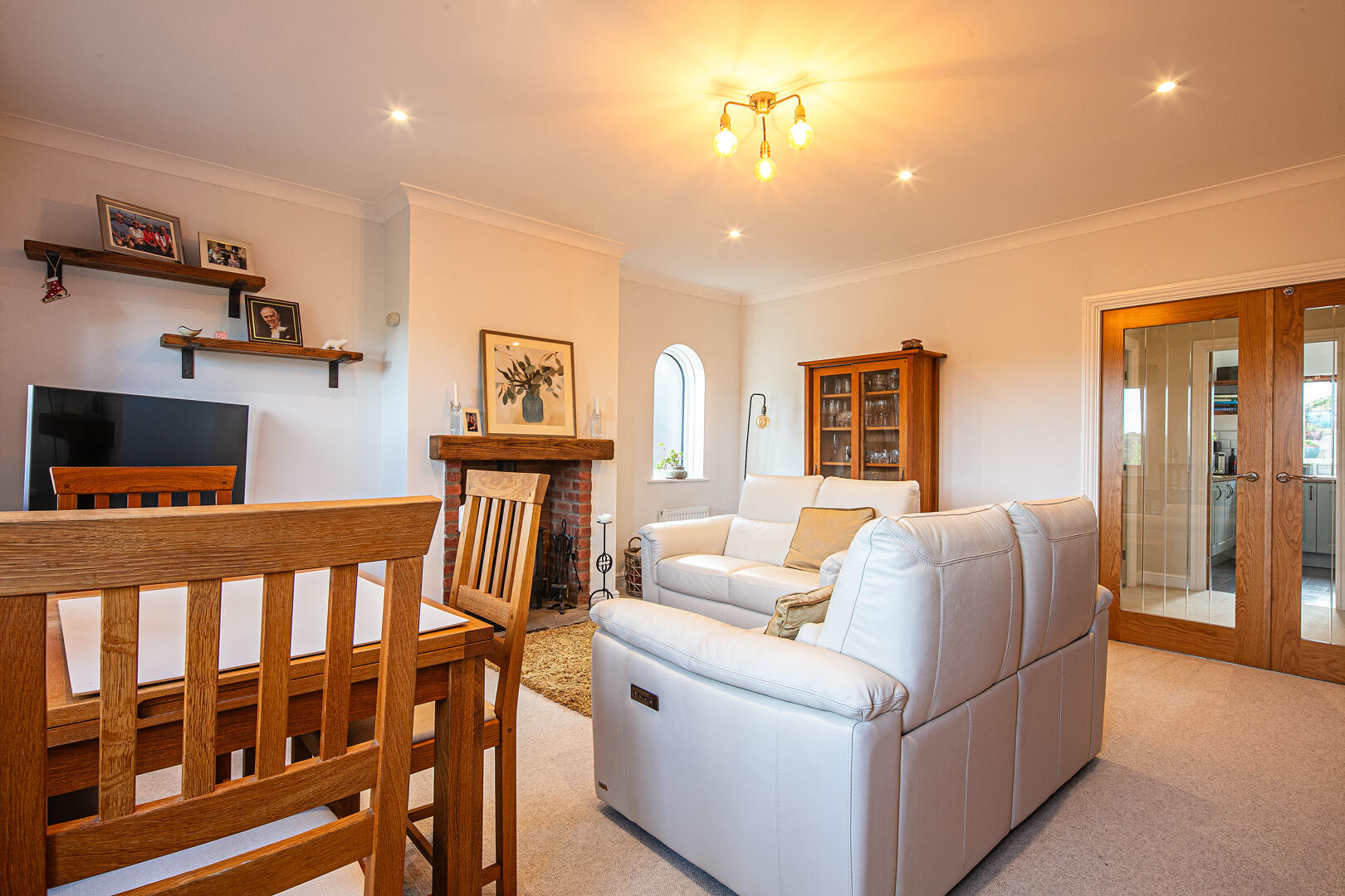 28, Robin Hood Chase, Stannington, Sheffield, S6 6FH