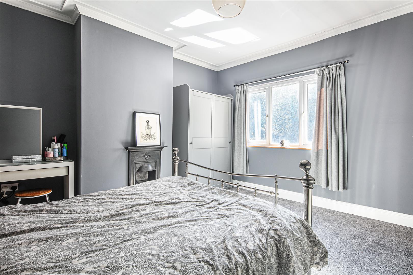 733, Ecclesall Road, Sheffield, S11 8TG
