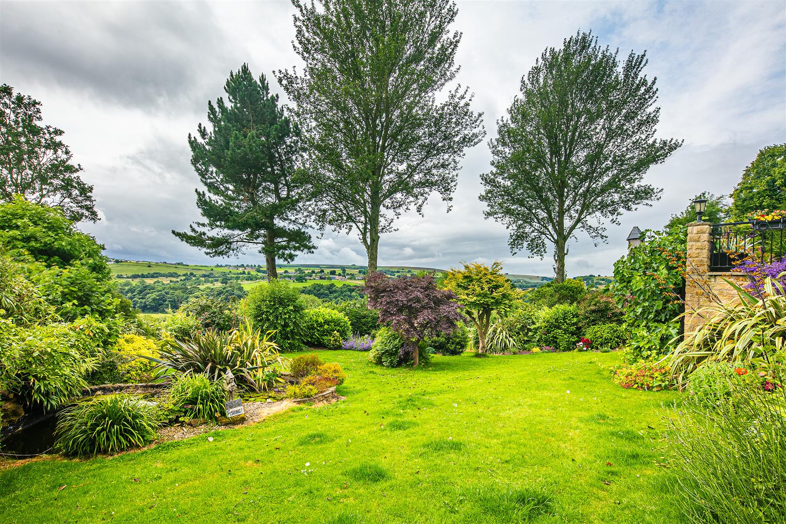Rhinegold, Hollin House Lane, Loxley, Sheffield, S6 6RG