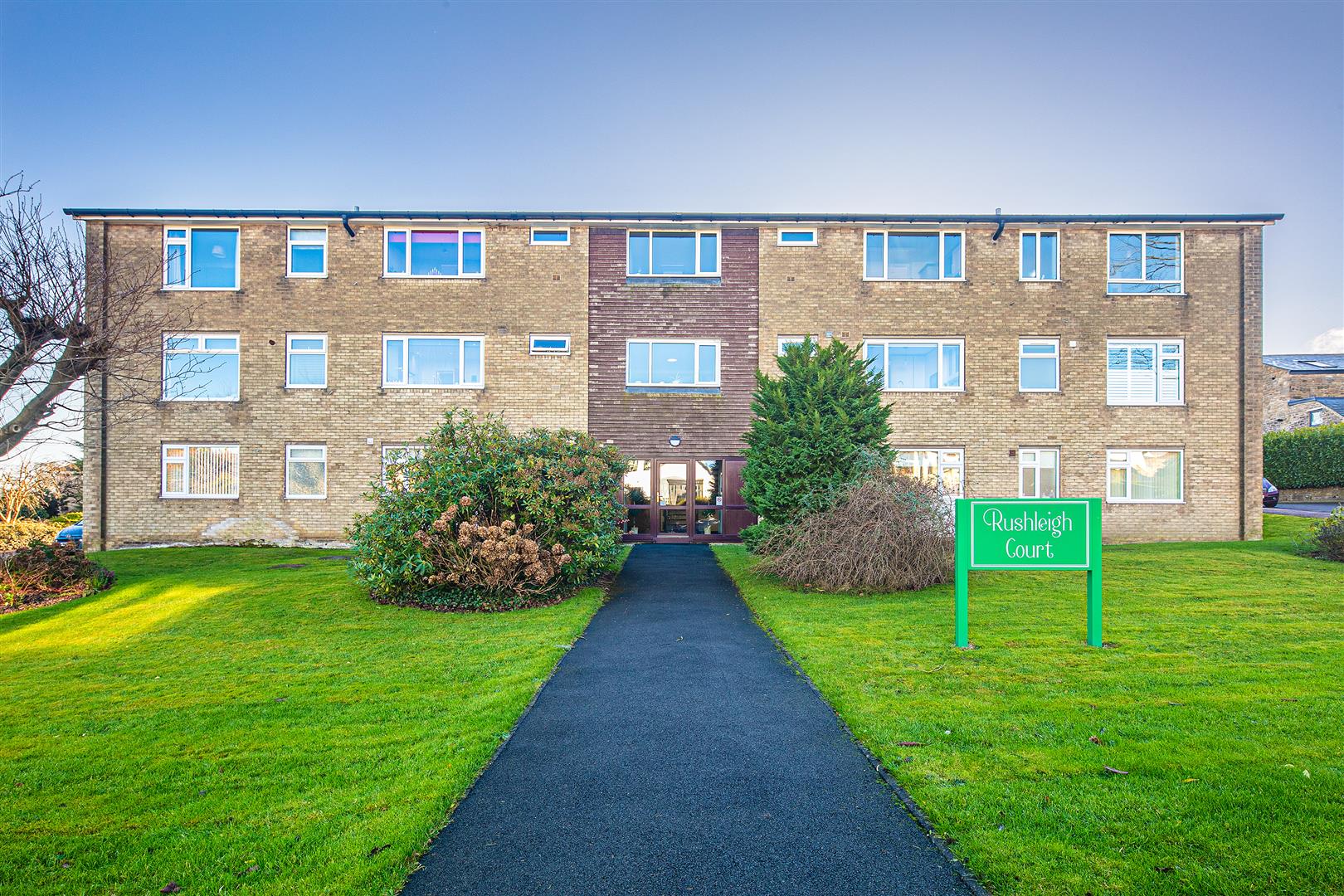 14 Rushleigh Court, Dore Road, Dore, Sheffield, S17 3HB