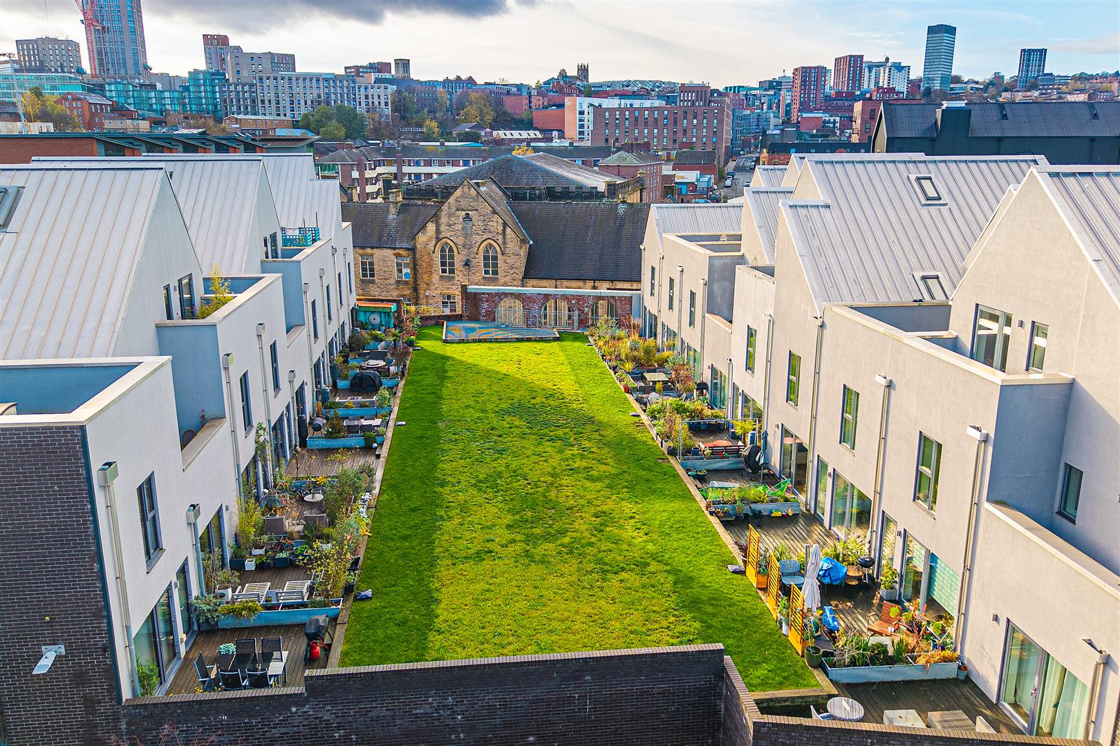 9, Lizzie Lane, Sheffield, S3 8AZ