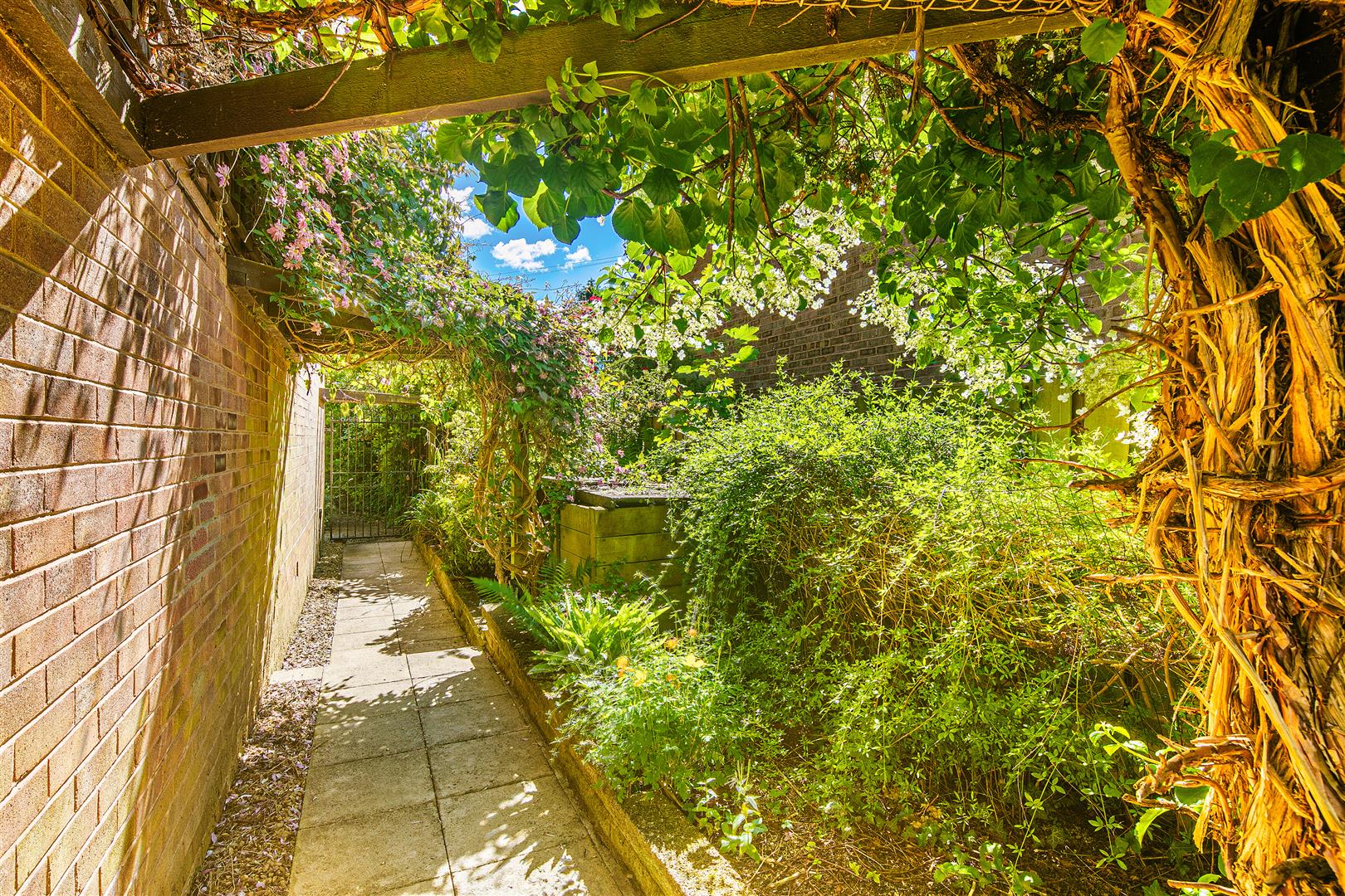 5, Brinkburn Drive, Sheffield, S17 3LU